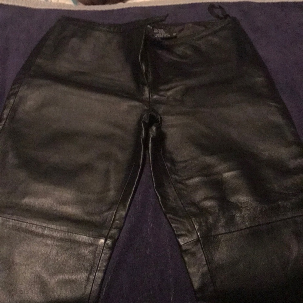 Leather woman long pants boot cut ! Super cute